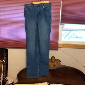 Gloria Vanderbilt Amanda high rise jeans